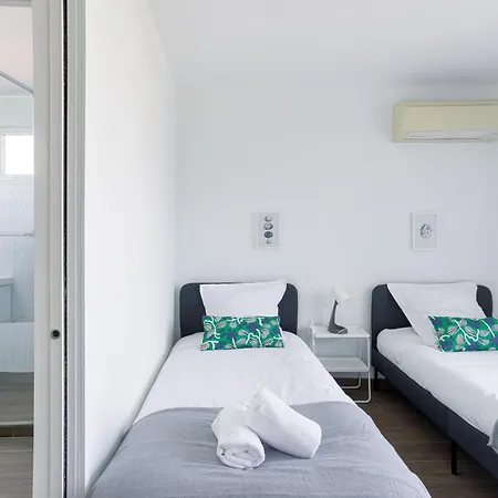 Appartement Diplomate - 2 Chambres, 15mn Du Palais, Charmant, Balcon, Clim *