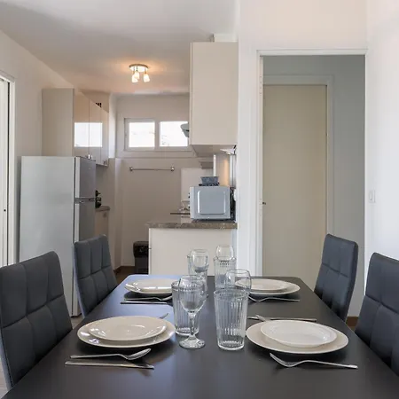 Appartement Diplomate - 2 Chambres, 15mn Du Palais, Charmant, Balcon, Clim